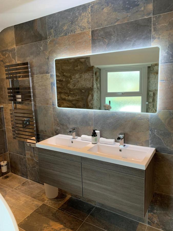 Modern Studio Apartment With Stunning Views! St Ives  Ngoại thất bức ảnh